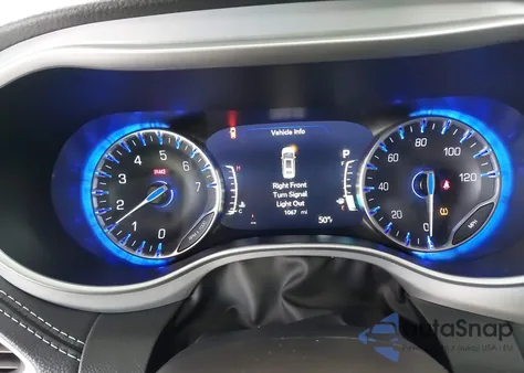 2024 Chrysler Pacifica Touring z USA, uszkodzony, nr VIN 2C4RC1FG8RR197639